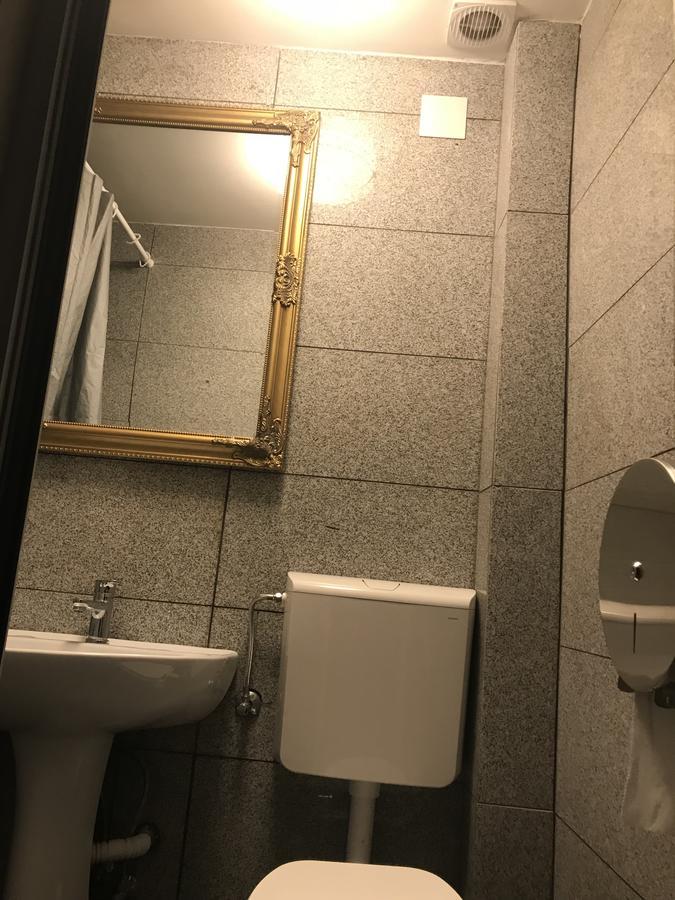 באיילה הרקולנדה Pensiunea El Plazza מראה חיצוני תמונה